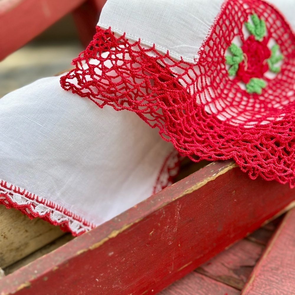 2 Vintage Handkerchiefs with Colorful Handmade Crochet Edging - Picture 2 of 6